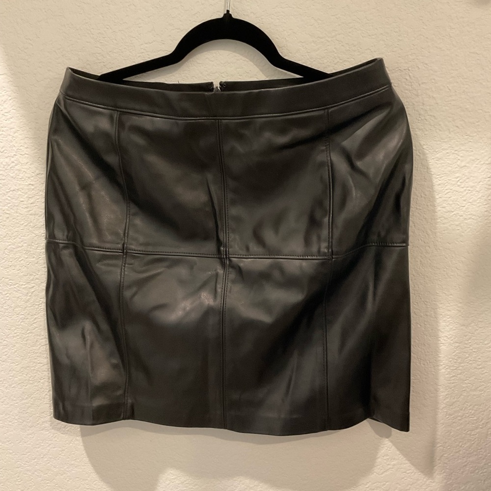 White House Black Market Faux Leather Skirt Womens Size 10